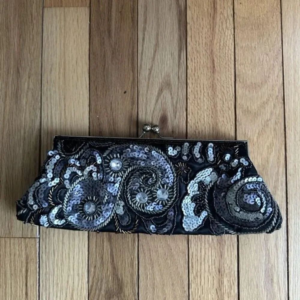 Apt 9 Black Beaded Sequin Clutch Kiss Lock